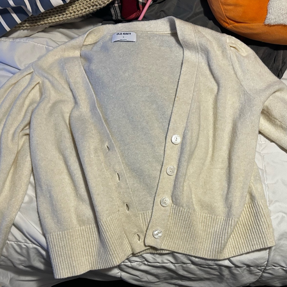 Old navy cardigan/sweater